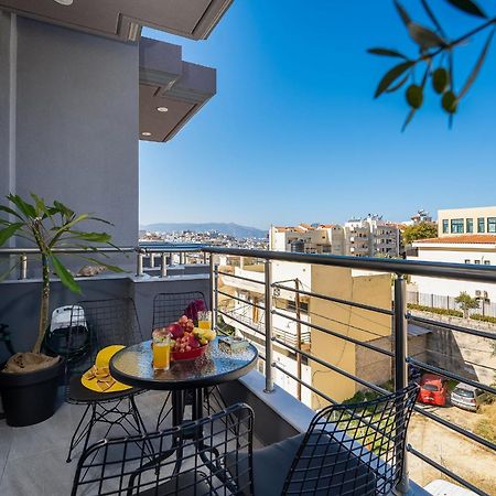 Amersa Luxury Apartment Heraklion  Bagian luar foto