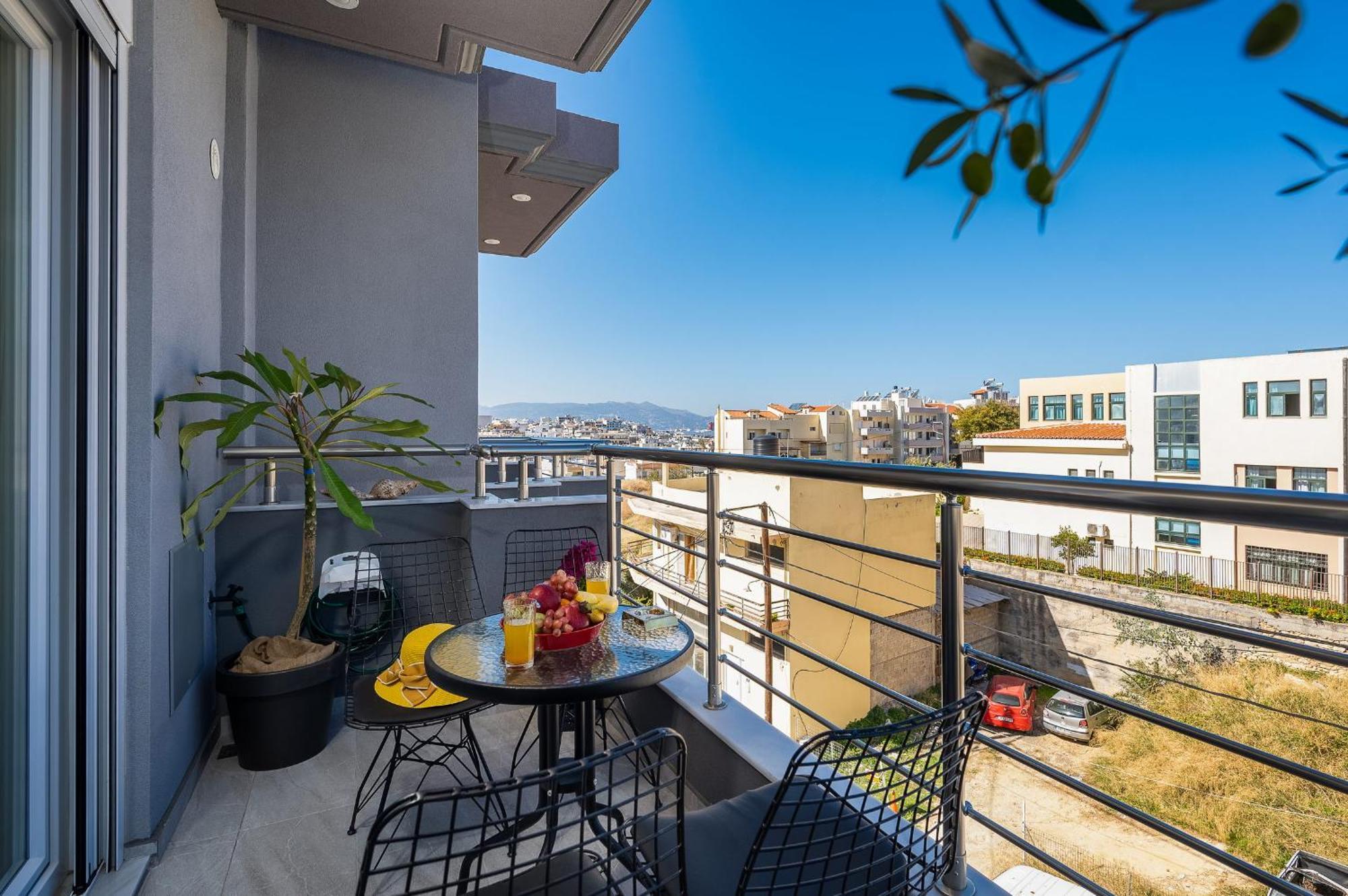 Amersa Luxury Apartment Heraklion  Bagian luar foto